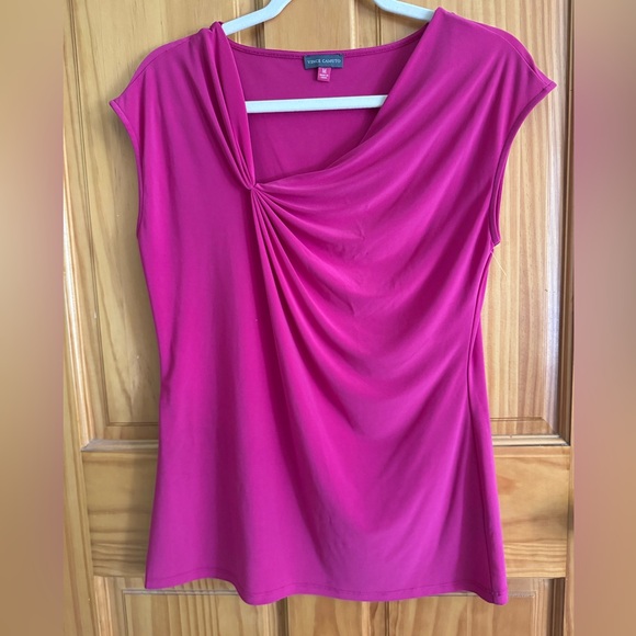 Vince Camuto Draped Knot Front Cap Sleeve Top Sz M Fuchsia Pink - Picture 1 of 3